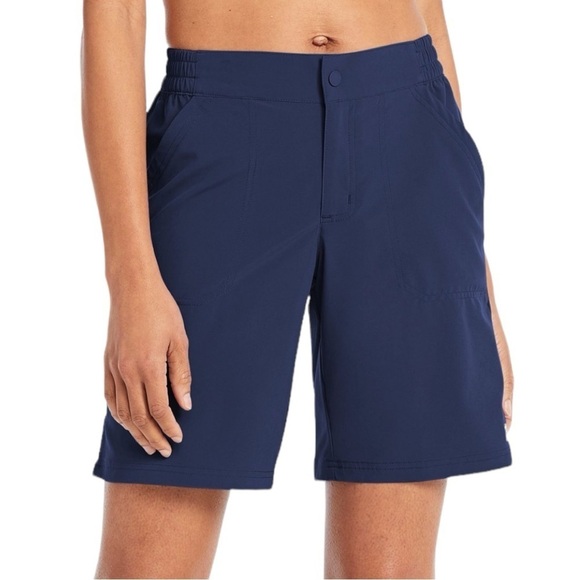 LL Bean Women's Stretch UPF 50+ Shorts Navy 9" Inseam Size 4 - Picture 1 of 8